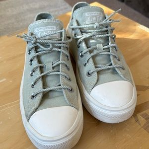 Converse platform sage green size 9